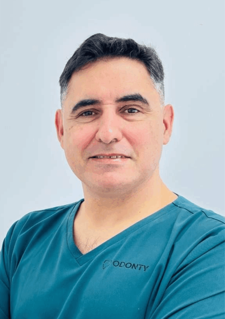 Dr. Fernando Santos Ferrer